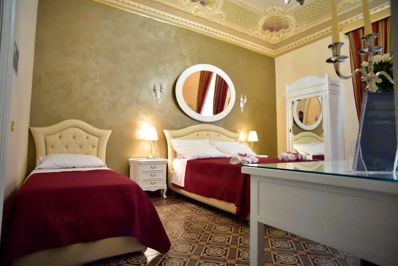 Bed and Breakfast Palazzo degli Affreschi Catania 0*,