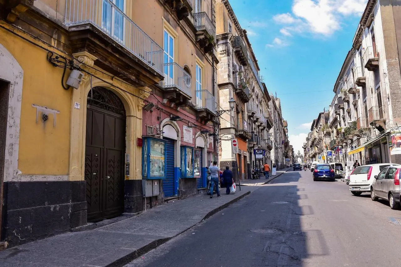 Bed & Breakfast Bed and Breakfast Palazzo degli Affreschi Catania Italia
