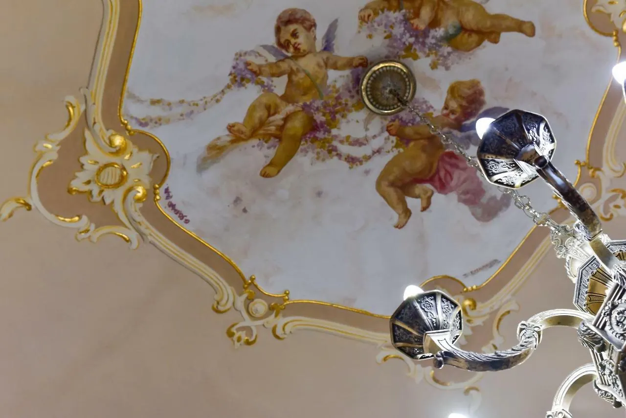 Palazzo Degli Affreschi Bed & Breakfast Catania